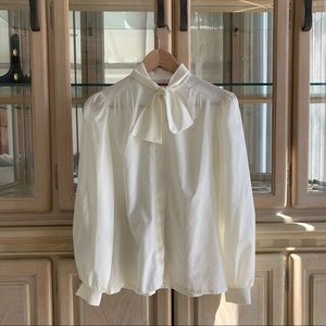 Beautiful 60s vintage neck tie cream blouse